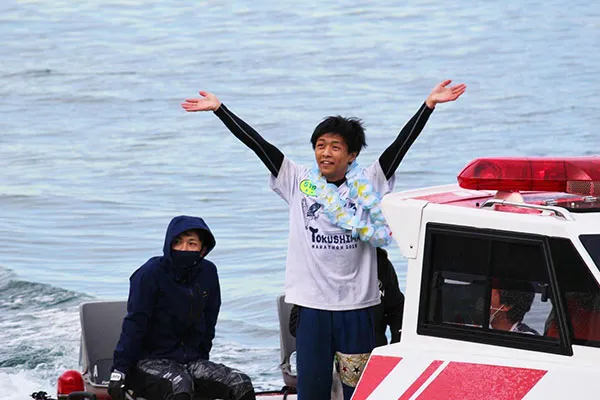 垂水悠(たるみ ゆう)選手が鳴門で5コースからまくりでデビュー初勝利！徳島支部・ボートレース鳴門・競艇