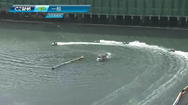とこなめでレース不成立になるアクシデント、2マークで田中京介選手がエンスト。ボートレース・競艇