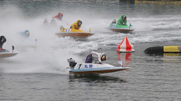 2022年5月の鳴門周年でのフライング・返還欠場は。丸野一樹選手・滋賀支部・ボートレース鳴門・競艇